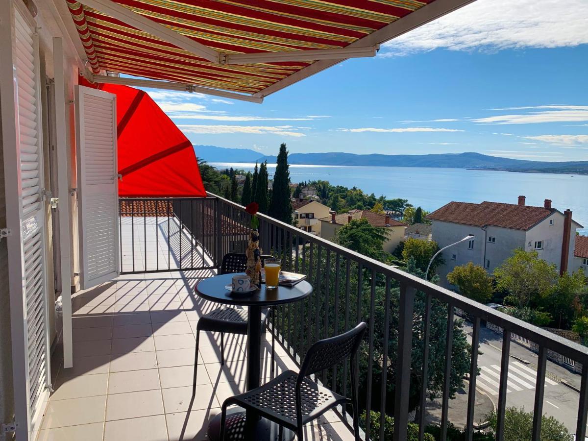Apartments Julija Crikvenica Exterior photo