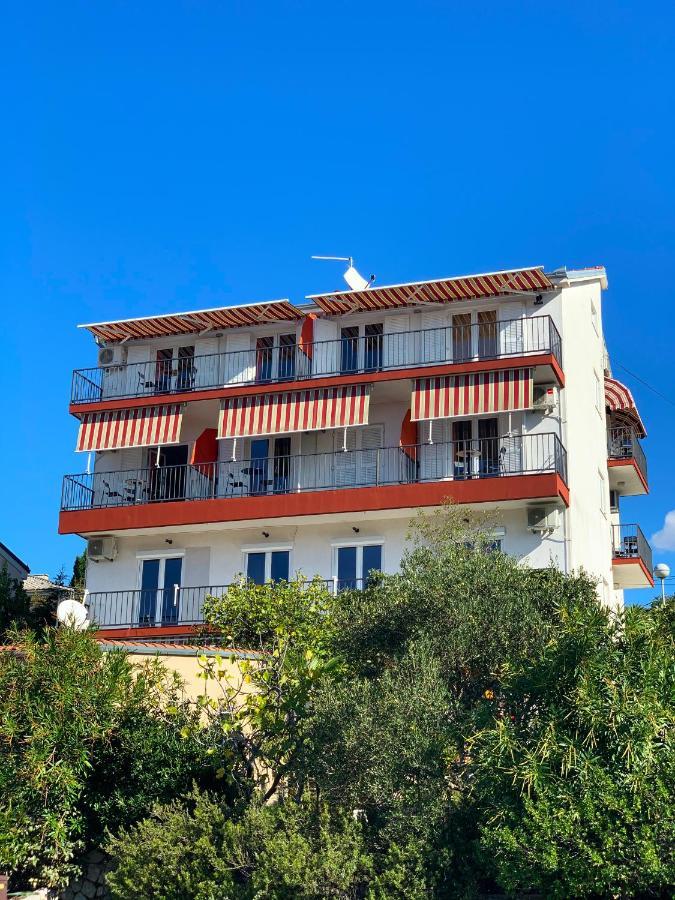 Apartments Julija Crikvenica Exterior photo