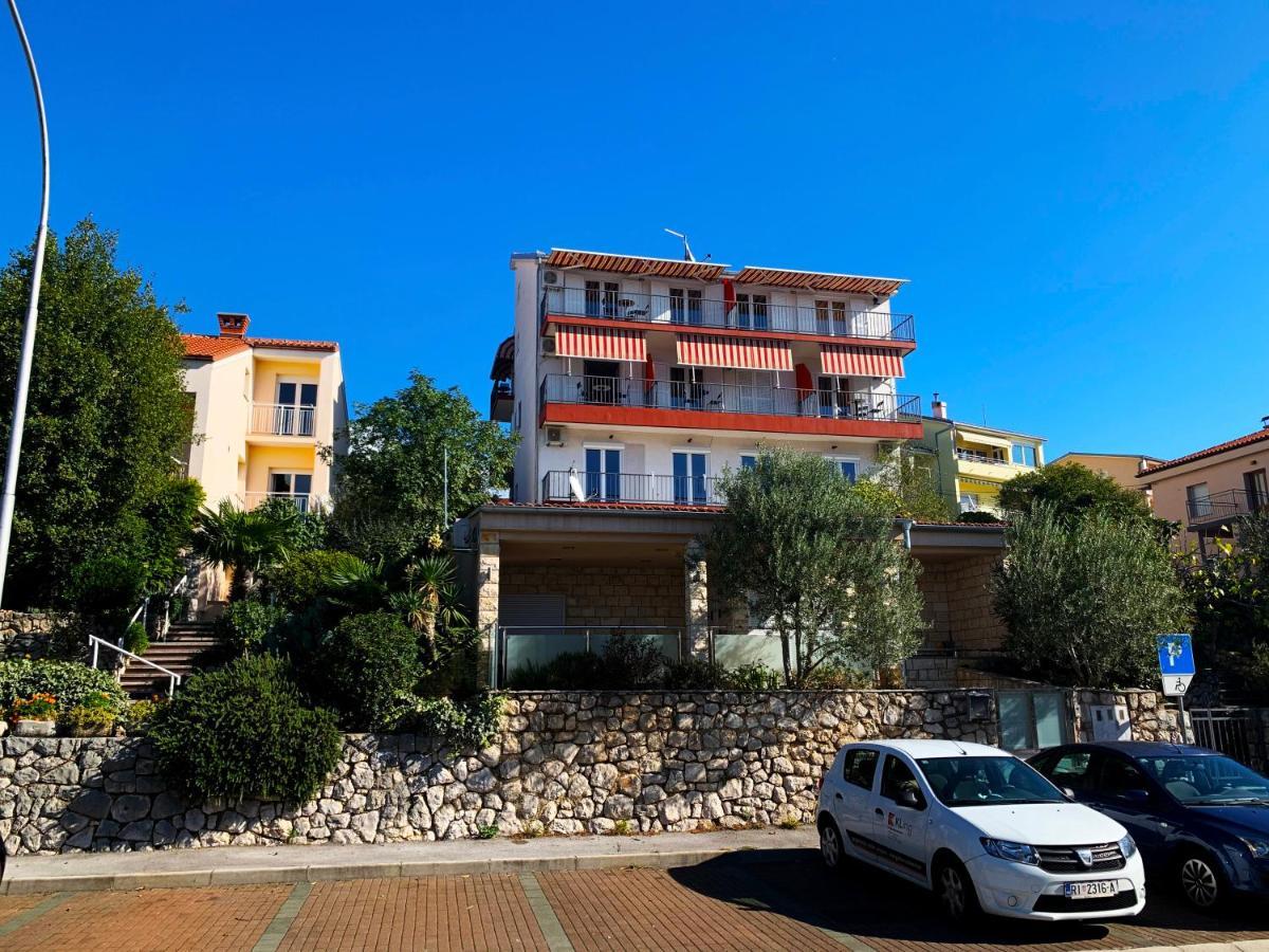 Apartments Julija Crikvenica Exterior photo